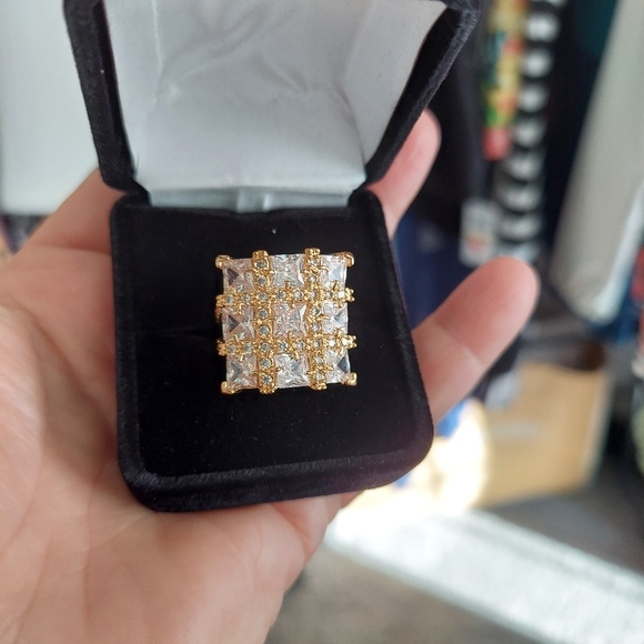 Dress ring - Picture 2 of 4